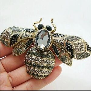 Elegant Gold and Black Bee Brooch Pendant Metal Base